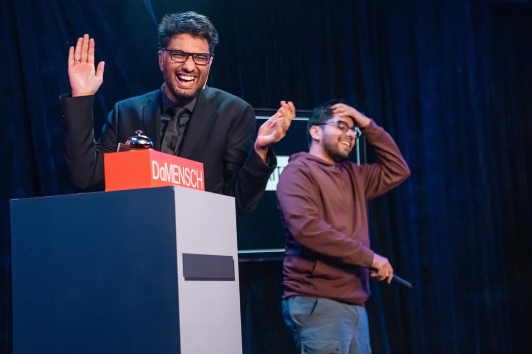 The Nation Wants to Guess – On Stage